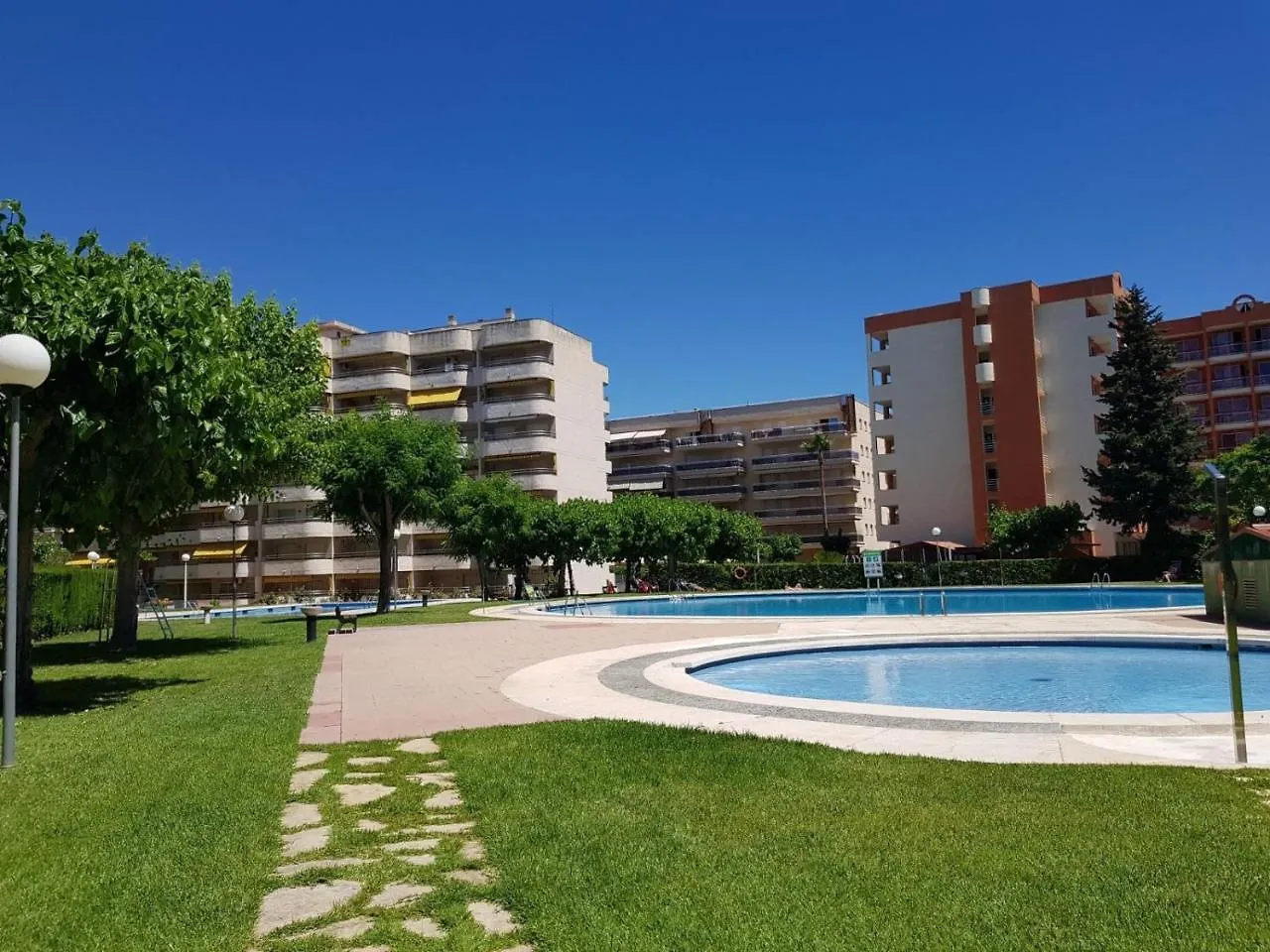 Wvp - Salourhin Apartment